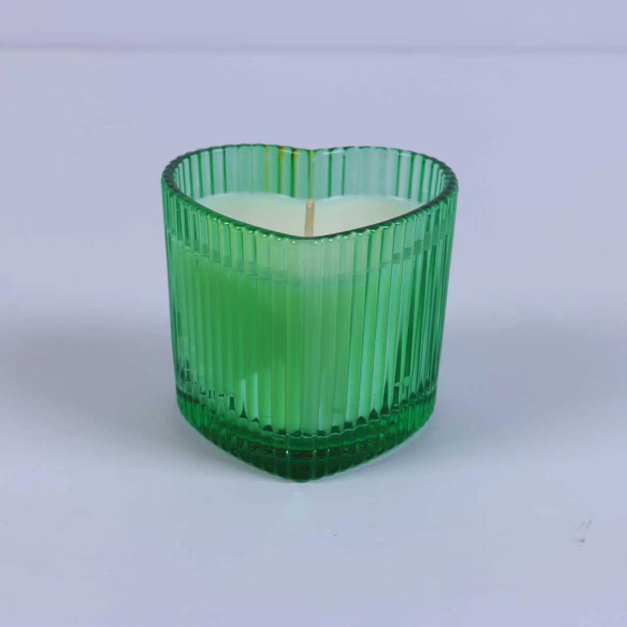 Dusk Lotus Green Vertical Ribbed Heart Glass Scented Candle 140g, Natural Soy Wax Aromatherapy Candle, Romantic Home Decor & Gift for Valentine Birthday