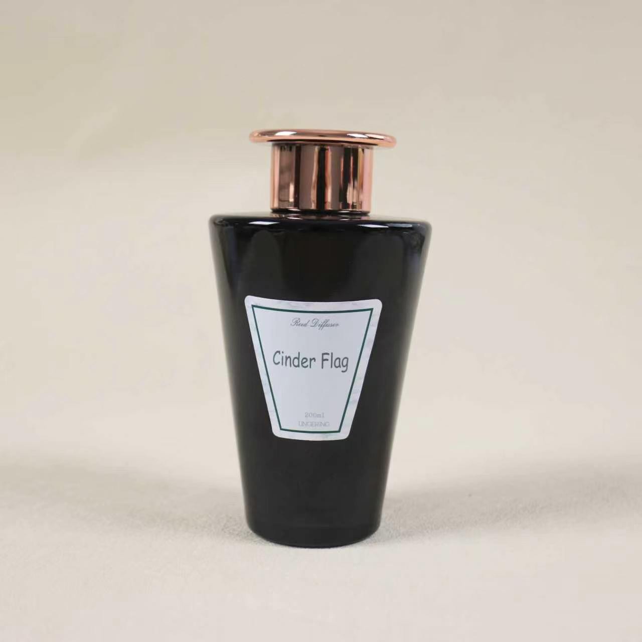 Dream Fragrance Glossy Black Trapezoid Glass Reed Diffuser 200ml, Luxury Fire-Free Home Fragrance Oil, Elegant Room Aromatherapy Decor & Premium Gift